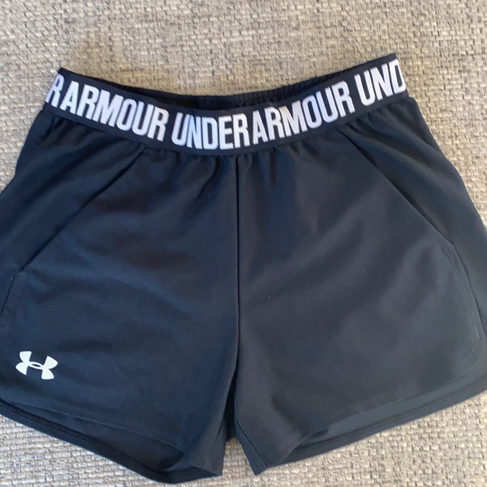 women’s under armor black shorts